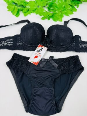Lace Bra & Panty Set